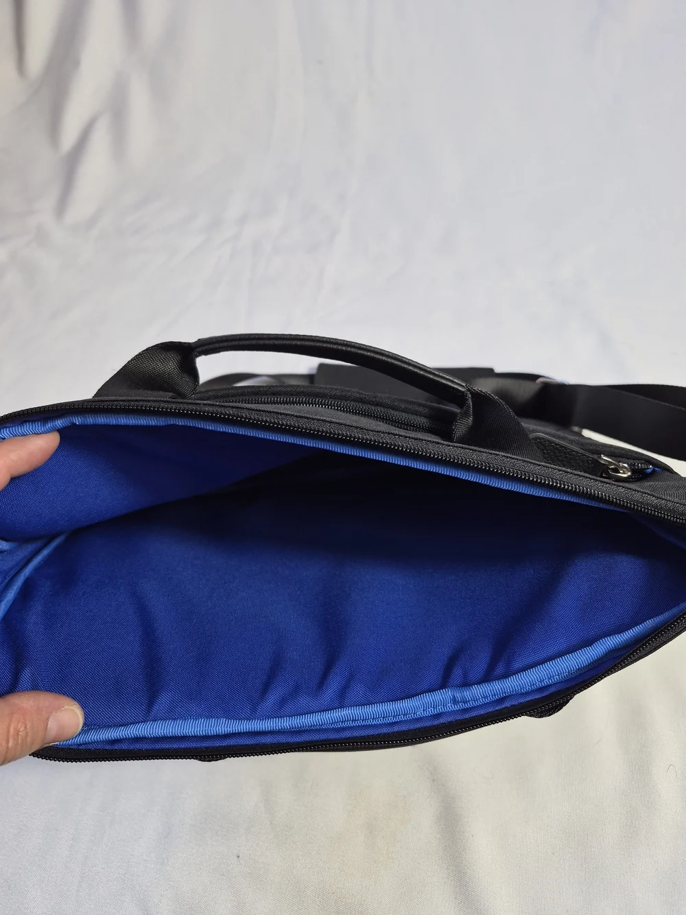 Black Quilted Laptop Bag with Shoulder Strap - Unbranded